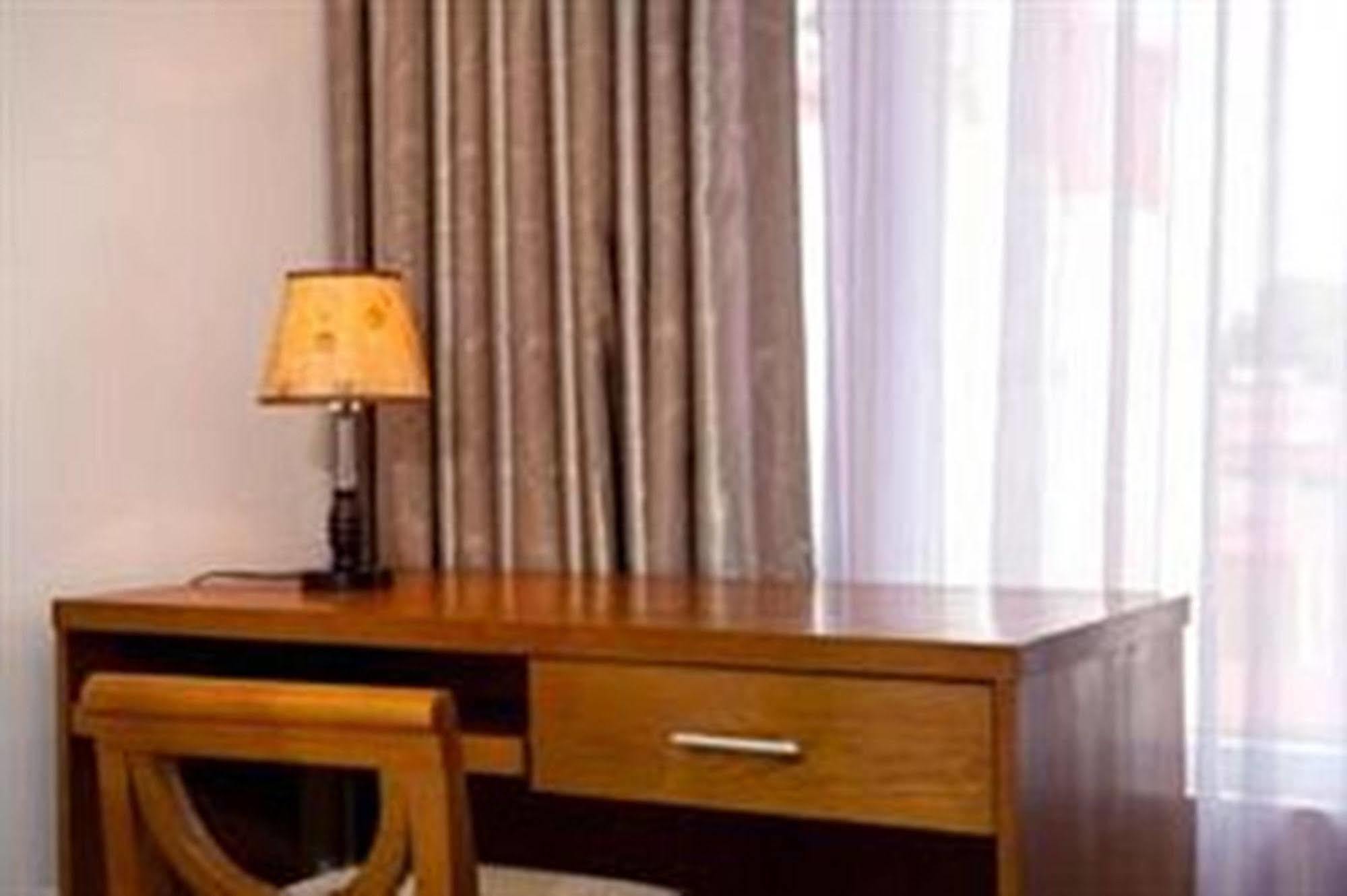 Lam Bao Long Hotel Hue Eksteriør bilde
